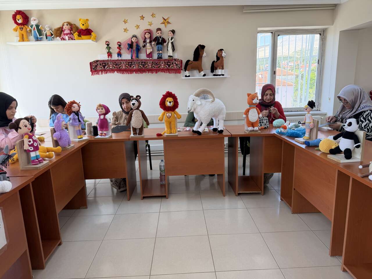 Konya’daki bu atölyeler dünya devleri için de dikiyor! Başkan Altay rakam verdi 7